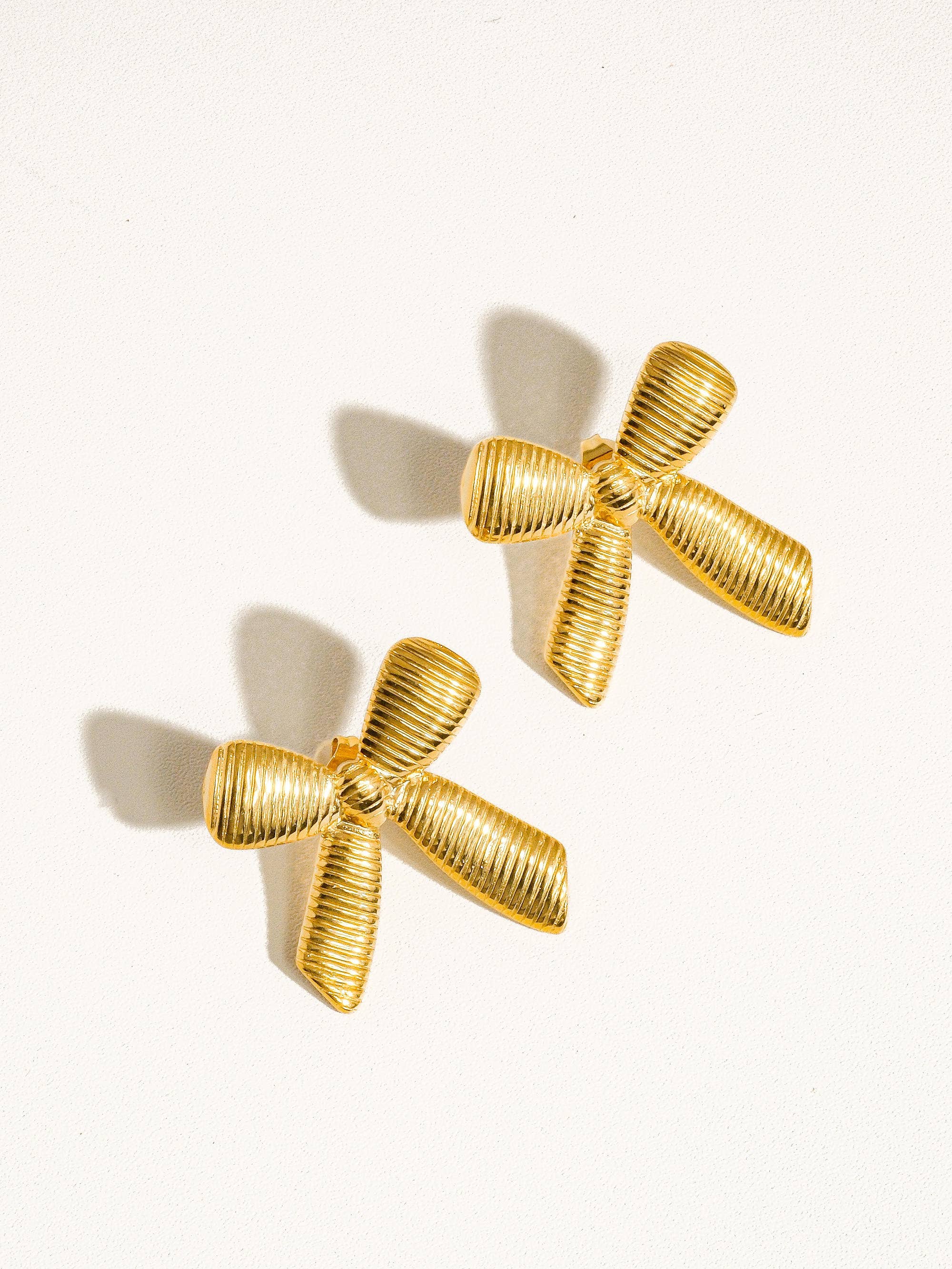 Lillian 18K Gold Non-Tarnish Bow Chunky Studs