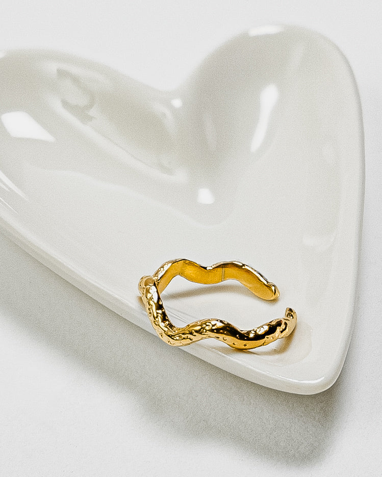 Golden Wave Textured Ring