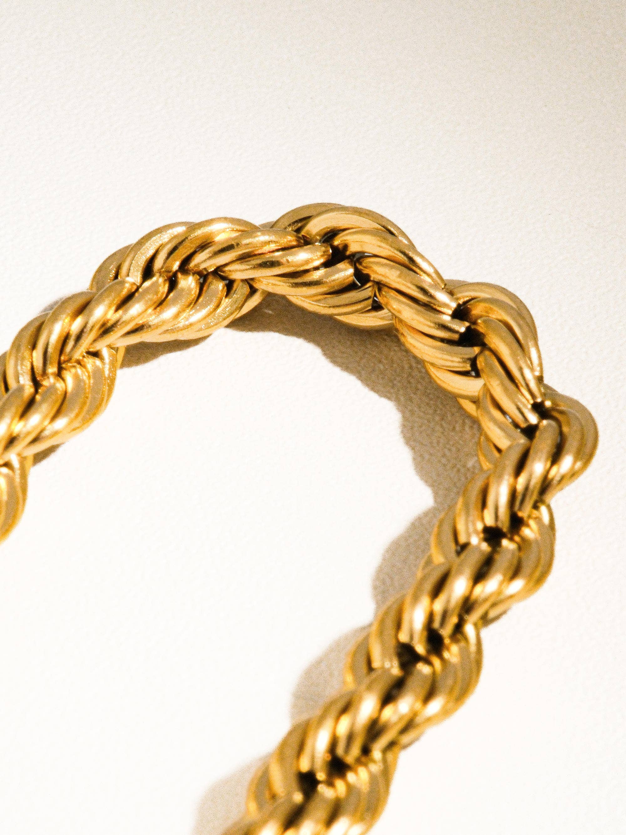 Maddie 18K Gold Non-Tarnish Braided Stackable Bracelet