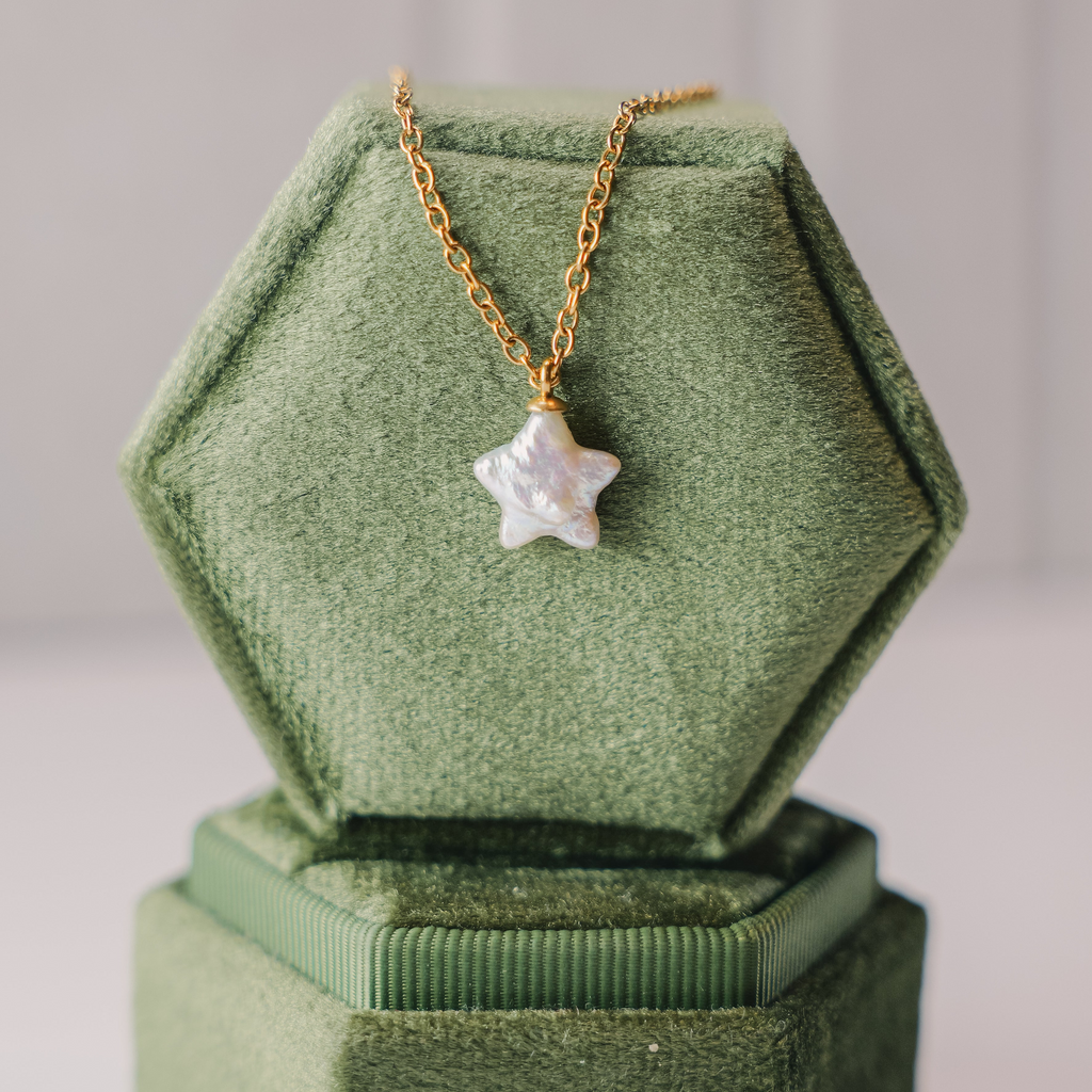 Orion Pearl Star Necklace | Natural Freshwater Pearl | Waterproof Hypoallergenic Stainless Steel | 18" Chain