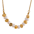 Isla necklace