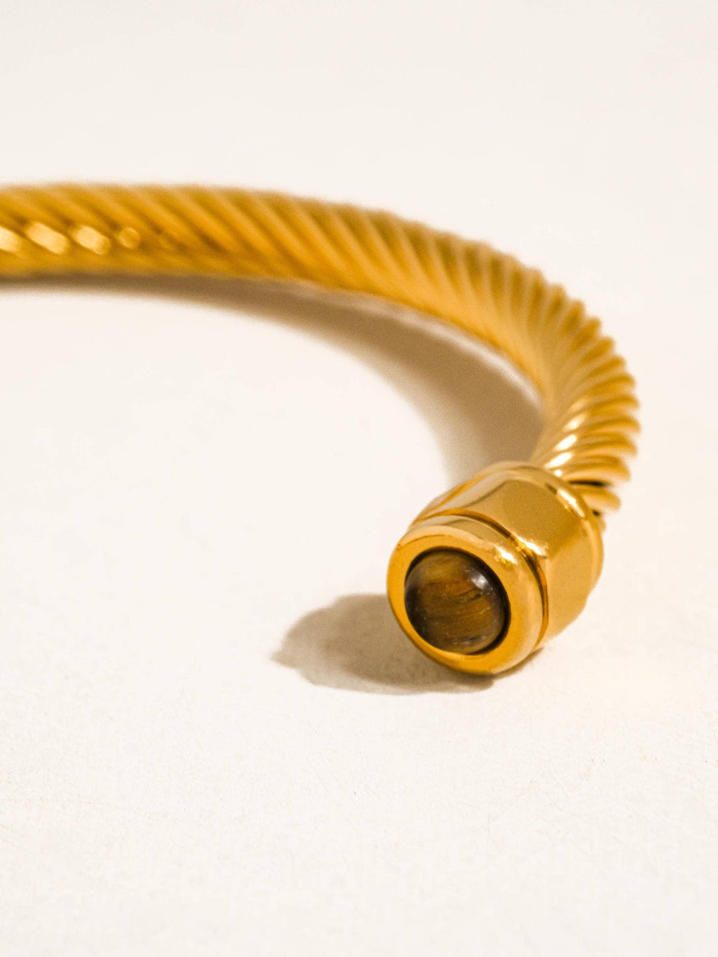 Ava 18K Gold Non-Tarnish Tiger Eye Cable Bangle