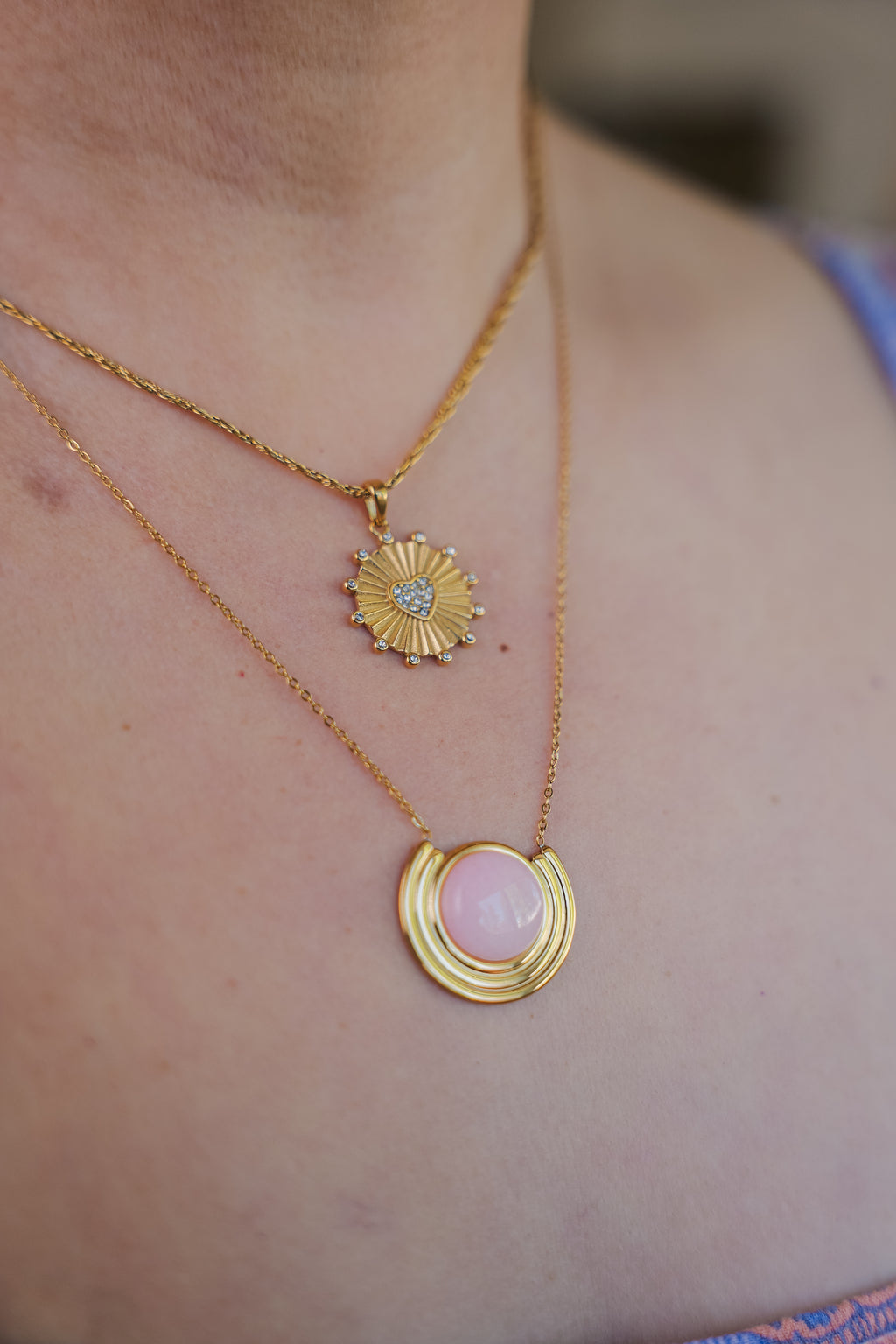 Mentally on a Cruise-Pink Stone Gold Necklace – Non-Tarnish Waterproof Stainless Steel Pendant Necklace