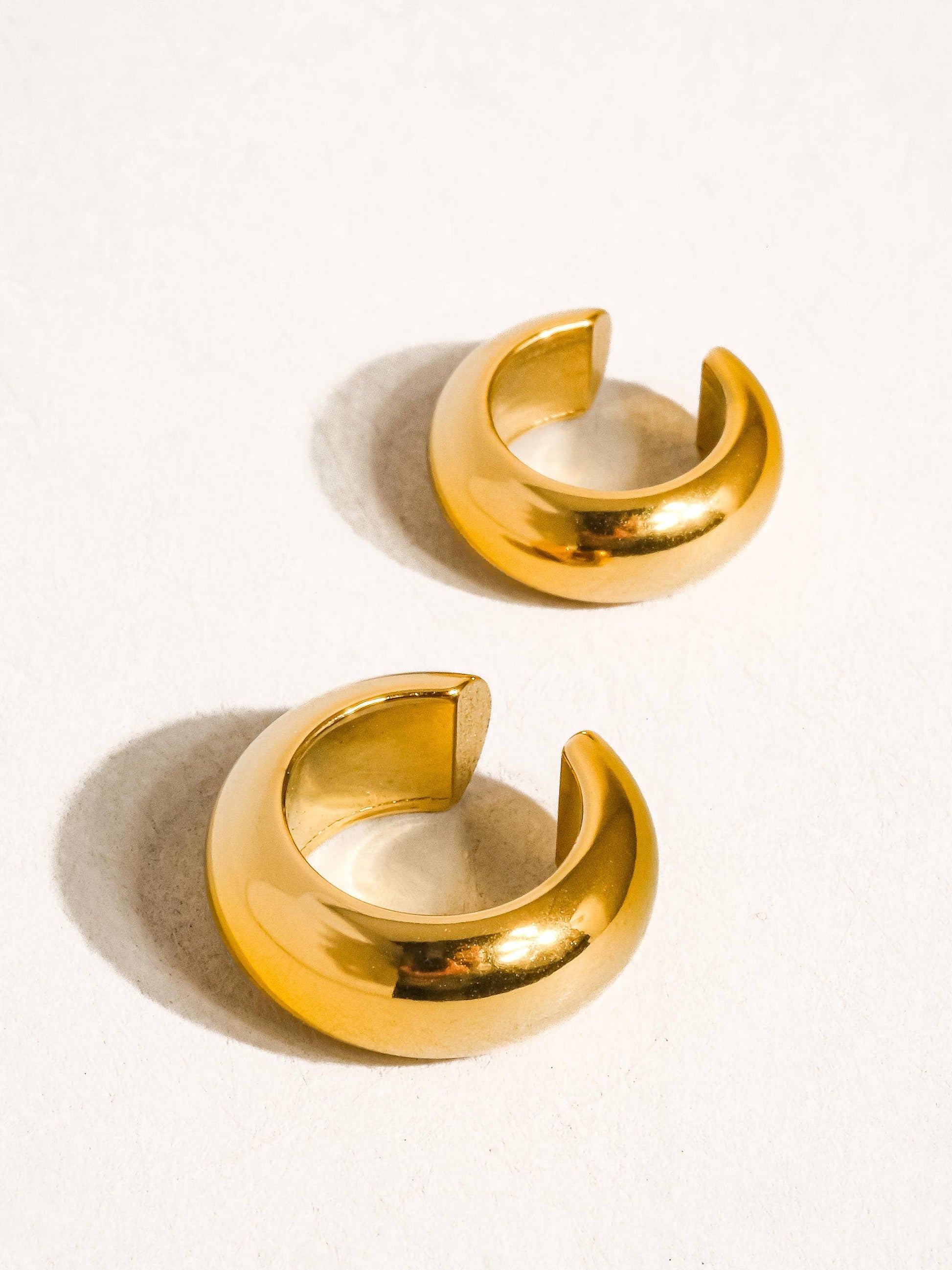 Enzo 18K Gold Non-Tarnish Small Ear Cuff Set