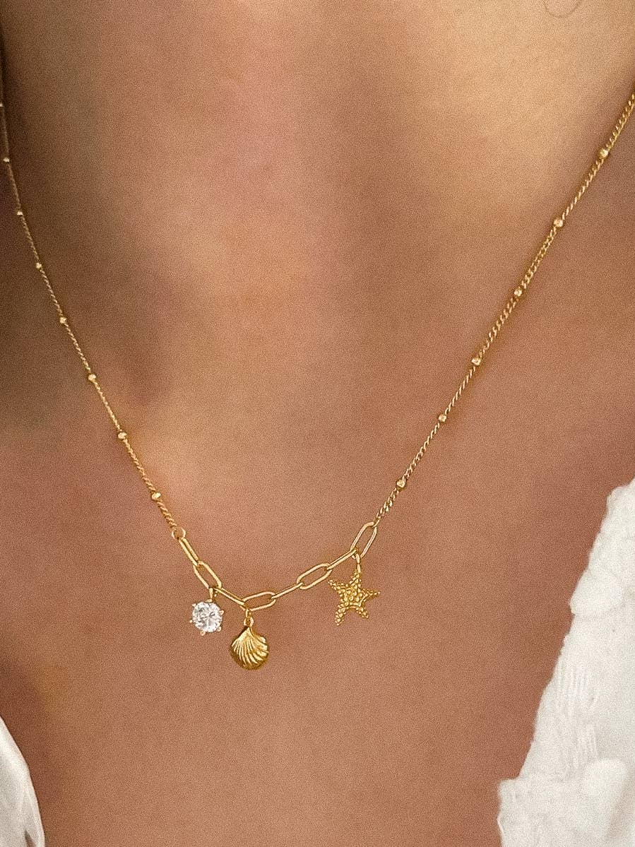 Roshell 18K Gold Non-Tarnish Shell and Start Necklace