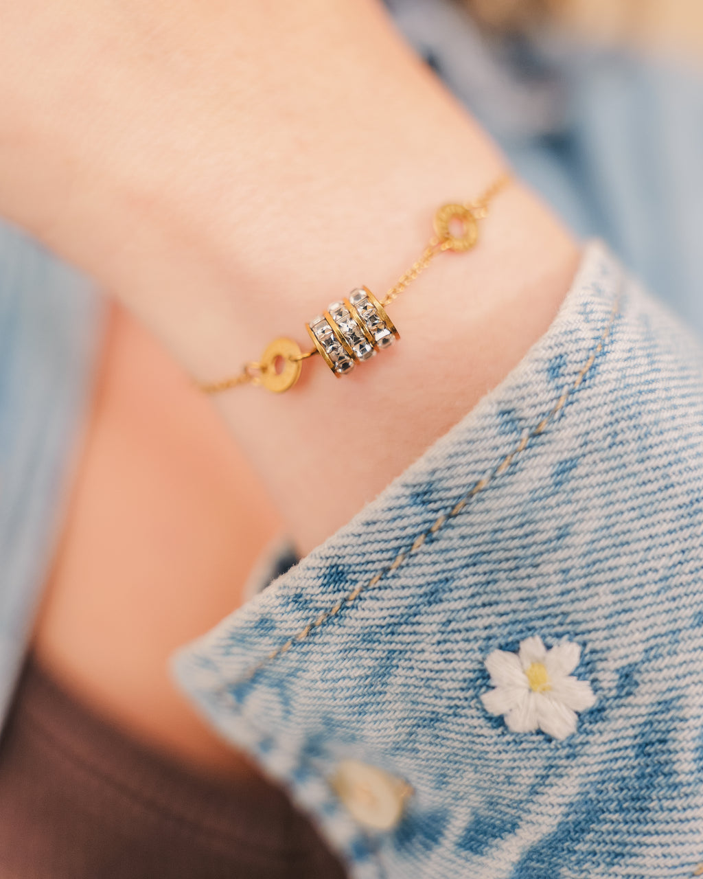 The Classic It-Girl Necklace and Bracelet Set