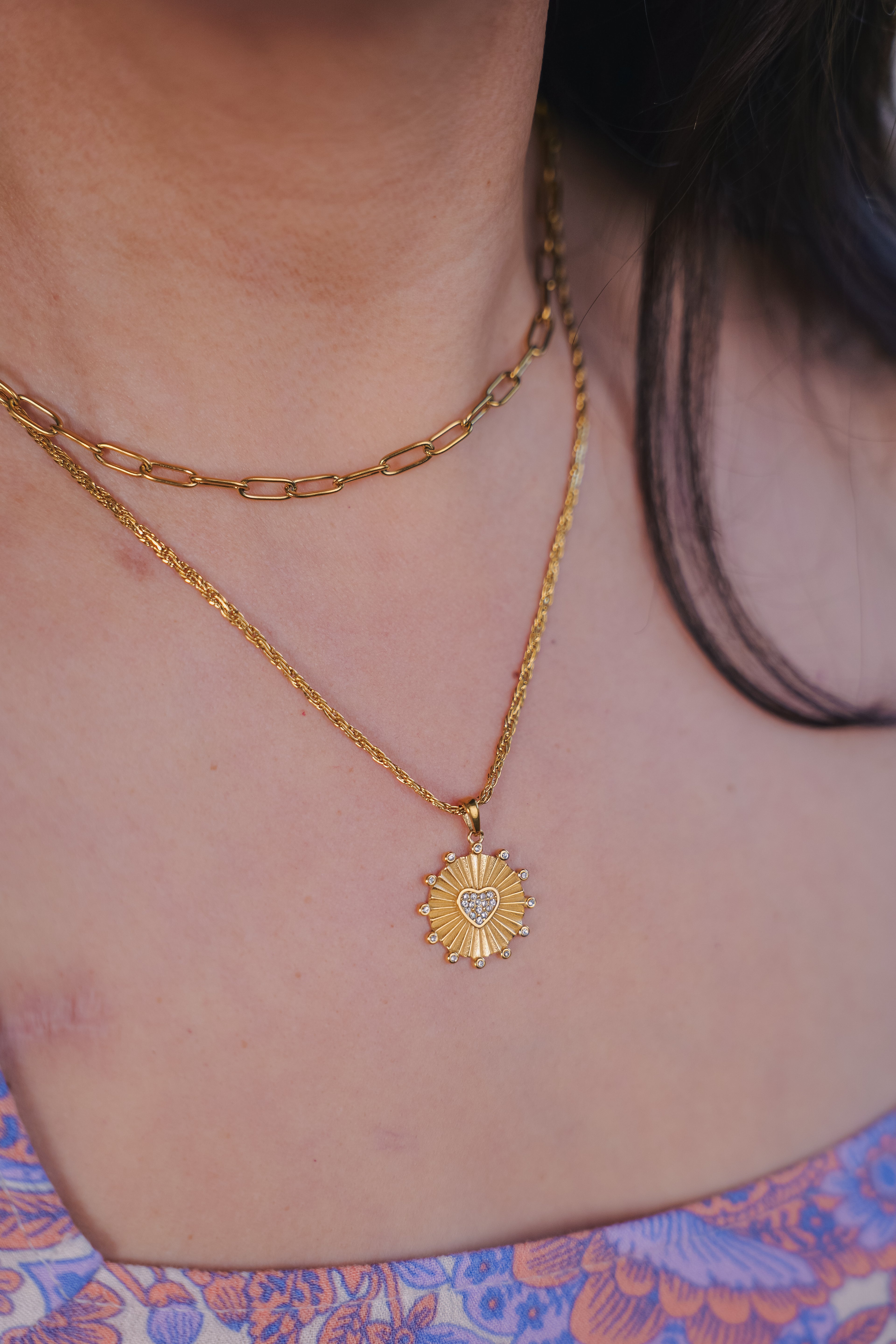 Sophie Gold Sunburst Heart Necklace – Non-Tarnish Waterproof Stainless Steel Pendant Necklace