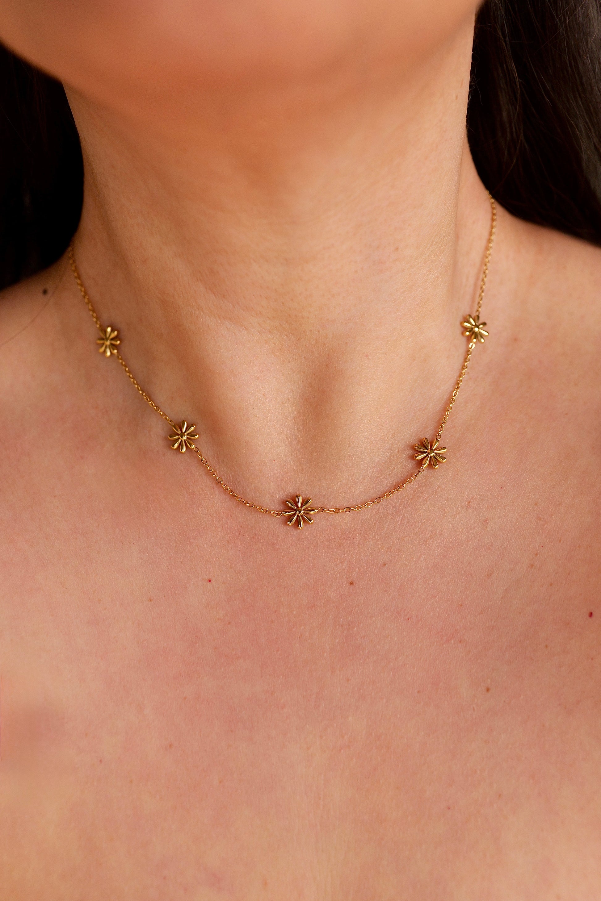 Sundown Non-Tarnish Festival Daisy Chain Necklace