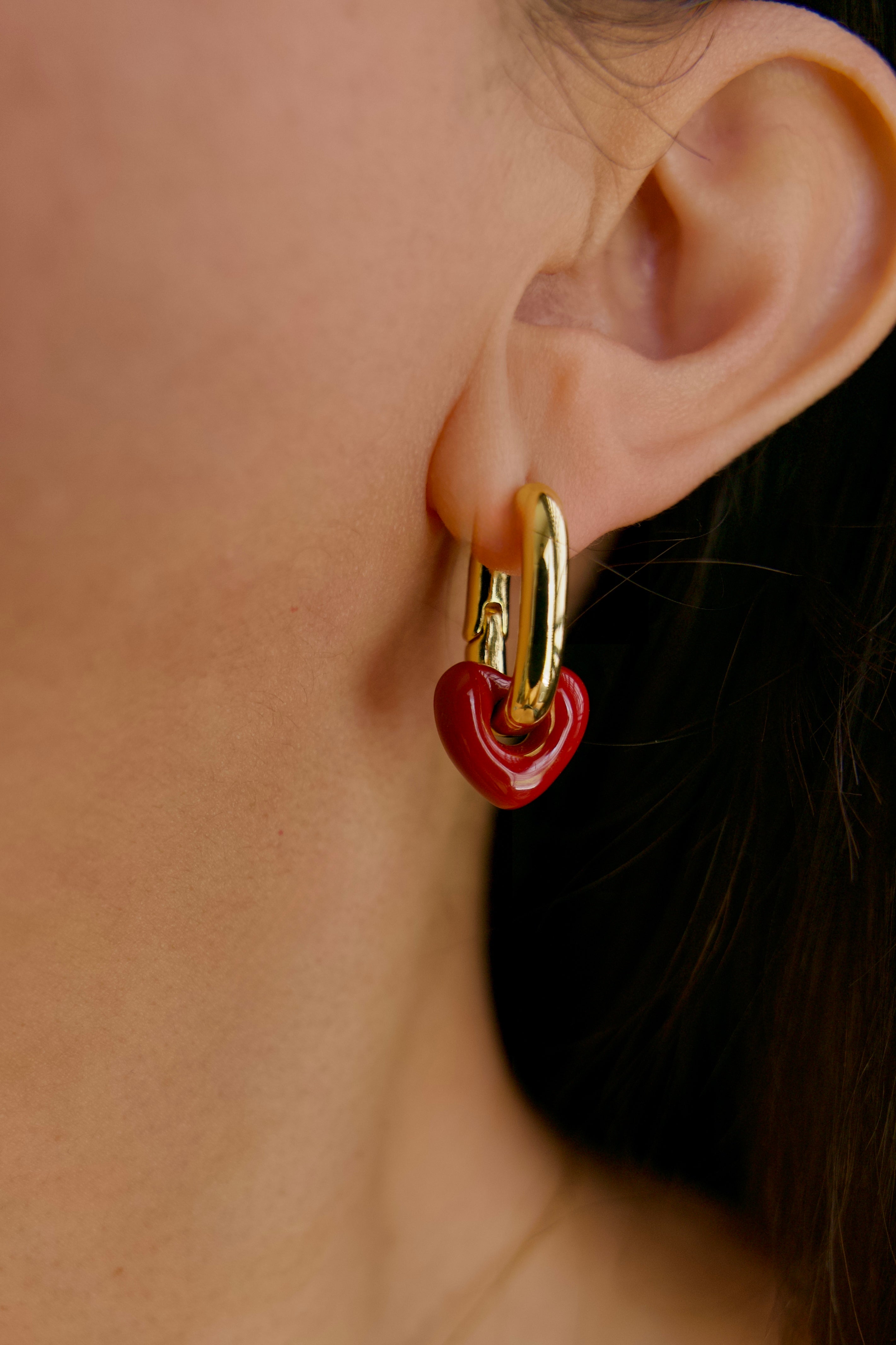 Paris 18K Gold Red Heart Chain Earring