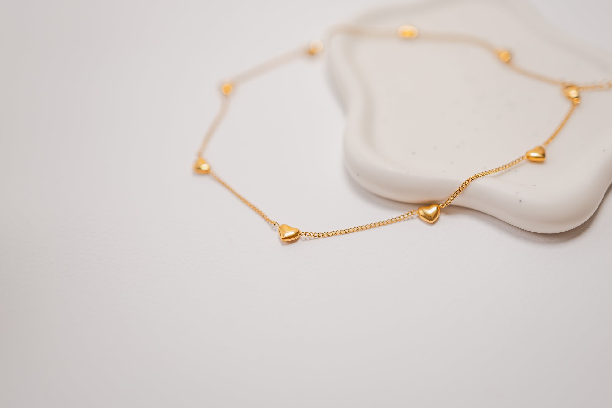 Vivre 18K Gold Plated Non-Tarnish Petite Heart Necklace and bracelet