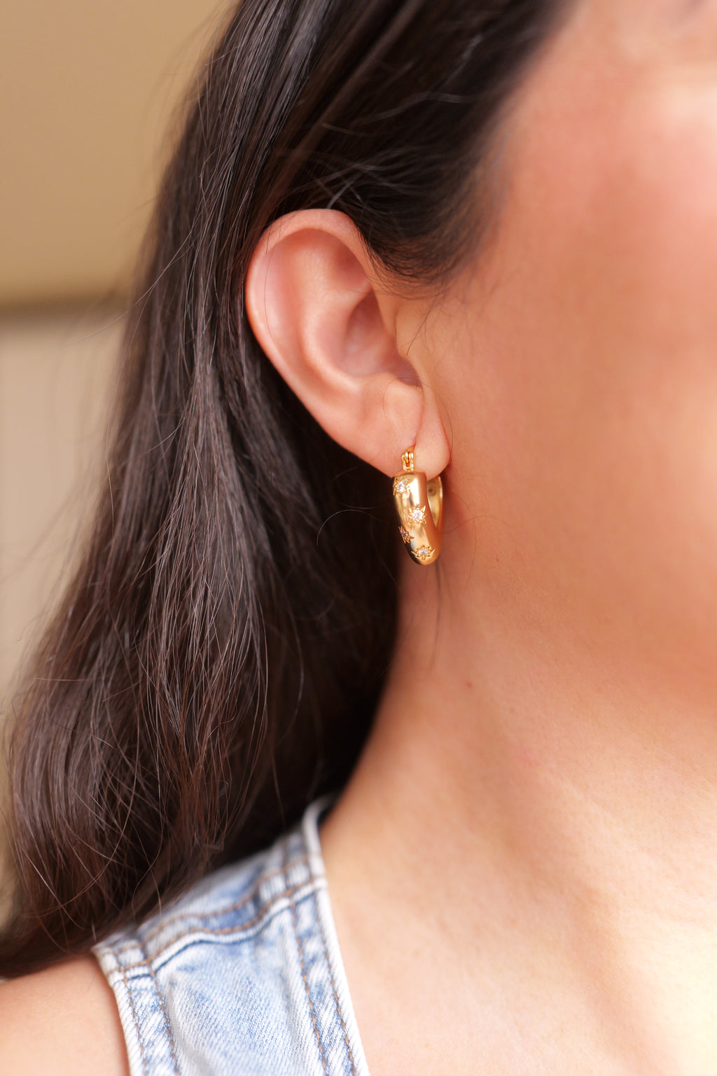 Desi 18K Gold Star CZ Heart Hoop Earring