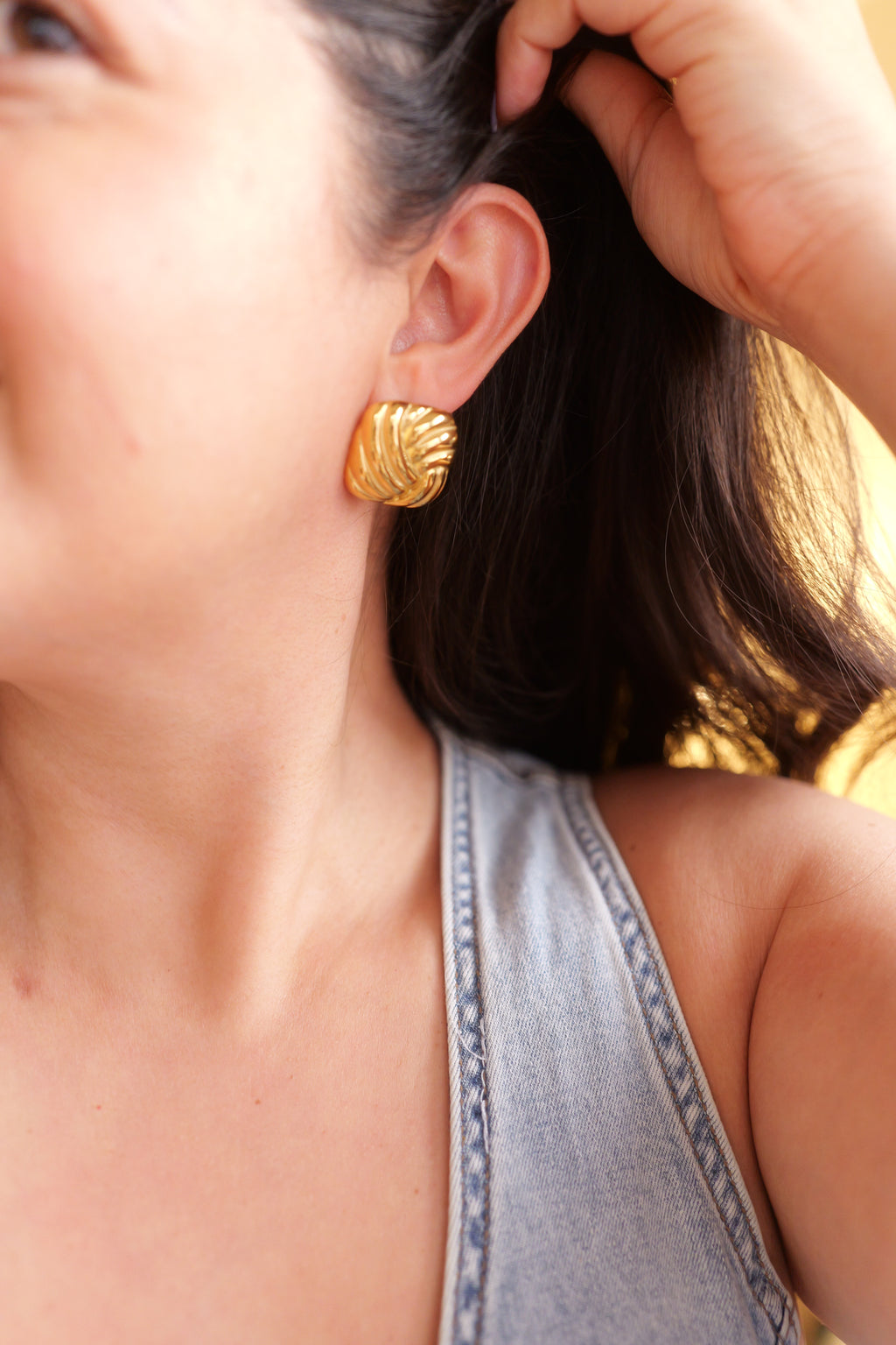 Ethel Chunky Wavy Square Stud Earrings – 14K Gold Plated, Hypoallergenic & Water Resistant