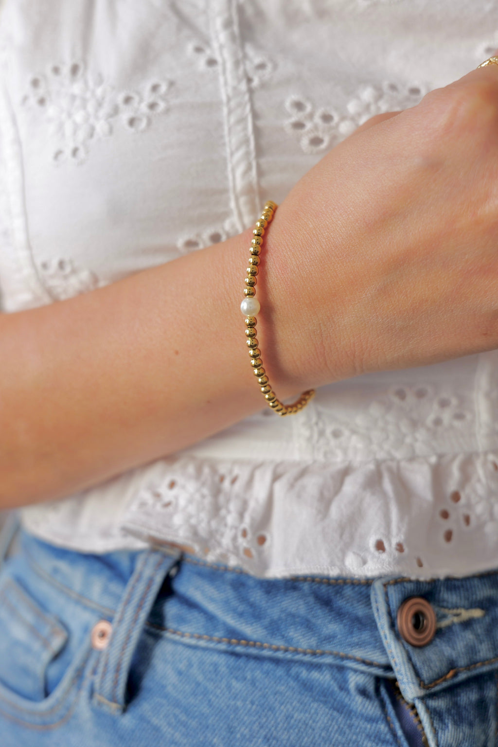 Izzy 18K Gold Stainless Steel Stretch Bracelet with Pearl