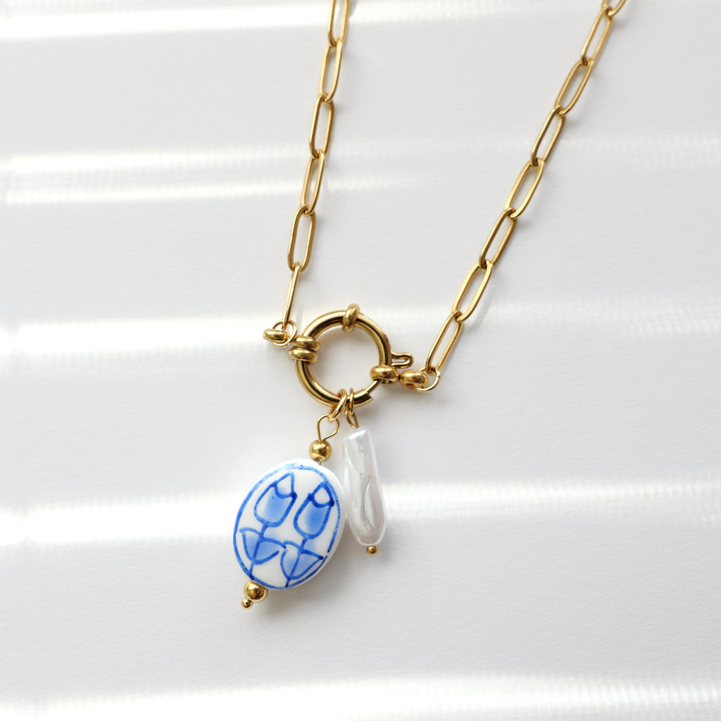 Fiore Charm Holder with 2 Charms Included