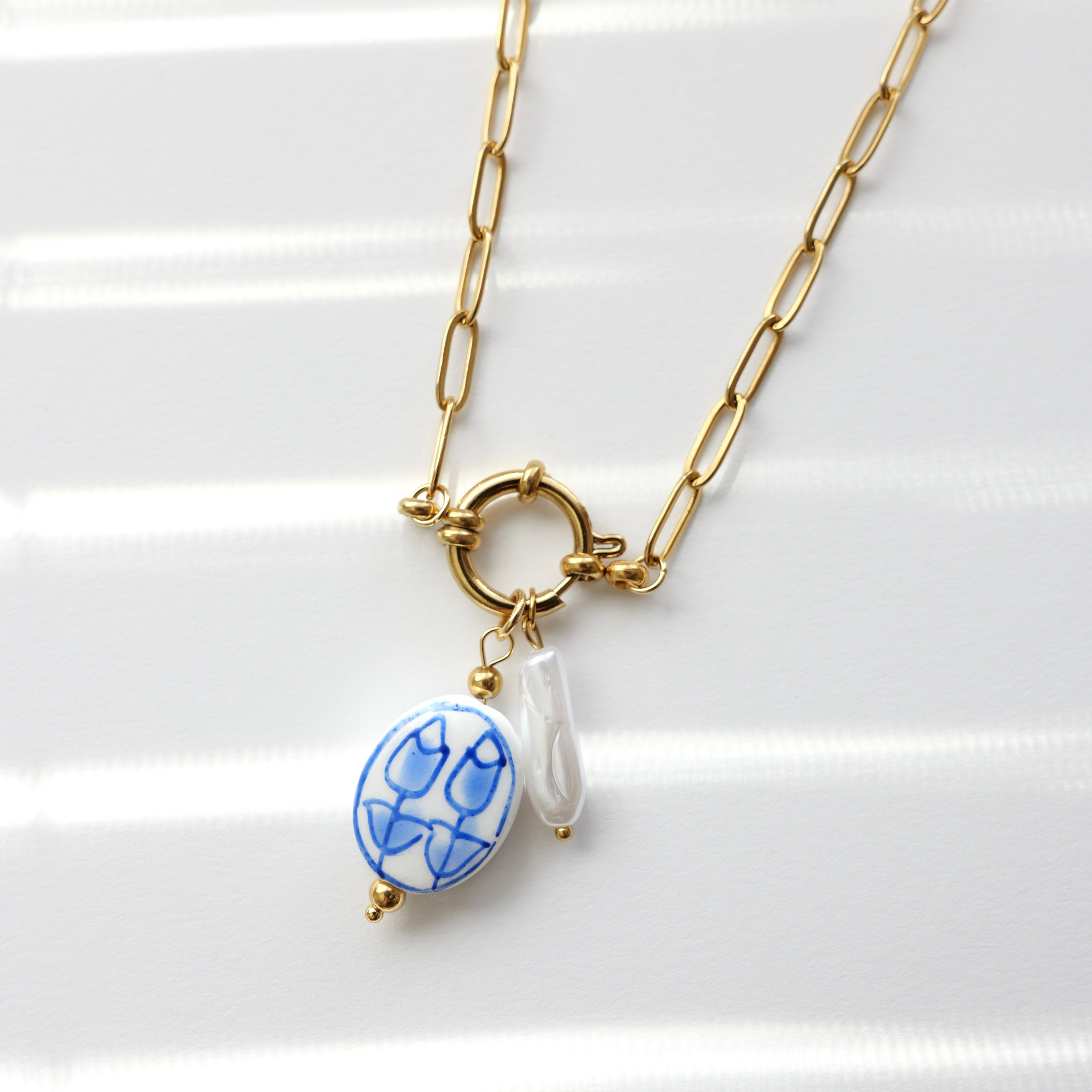 Fiore Charm Holder with 2 Charms Included