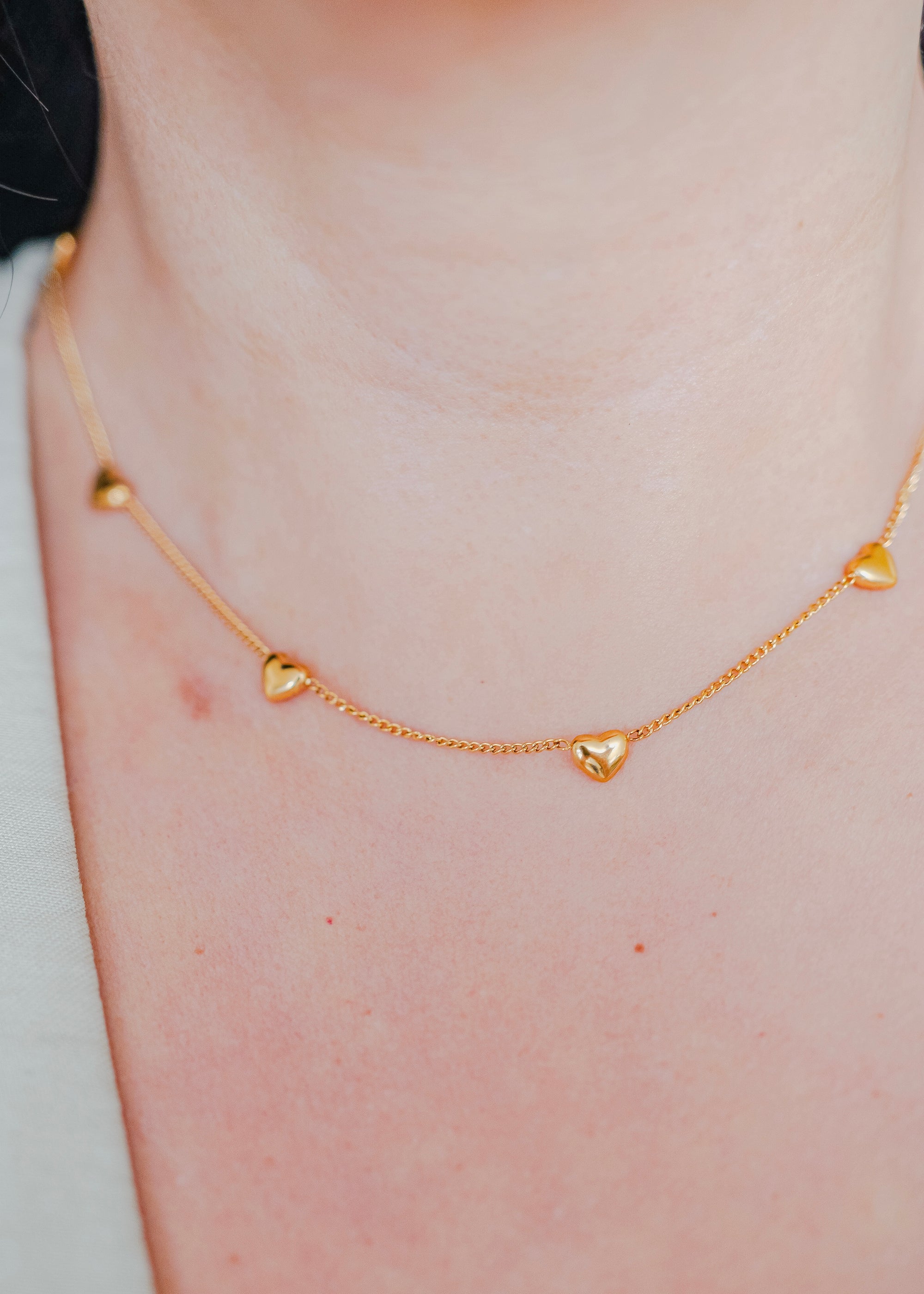 Vivre 18K Gold Plated Non-Tarnish Petite Pillow Charms Heart Necklace