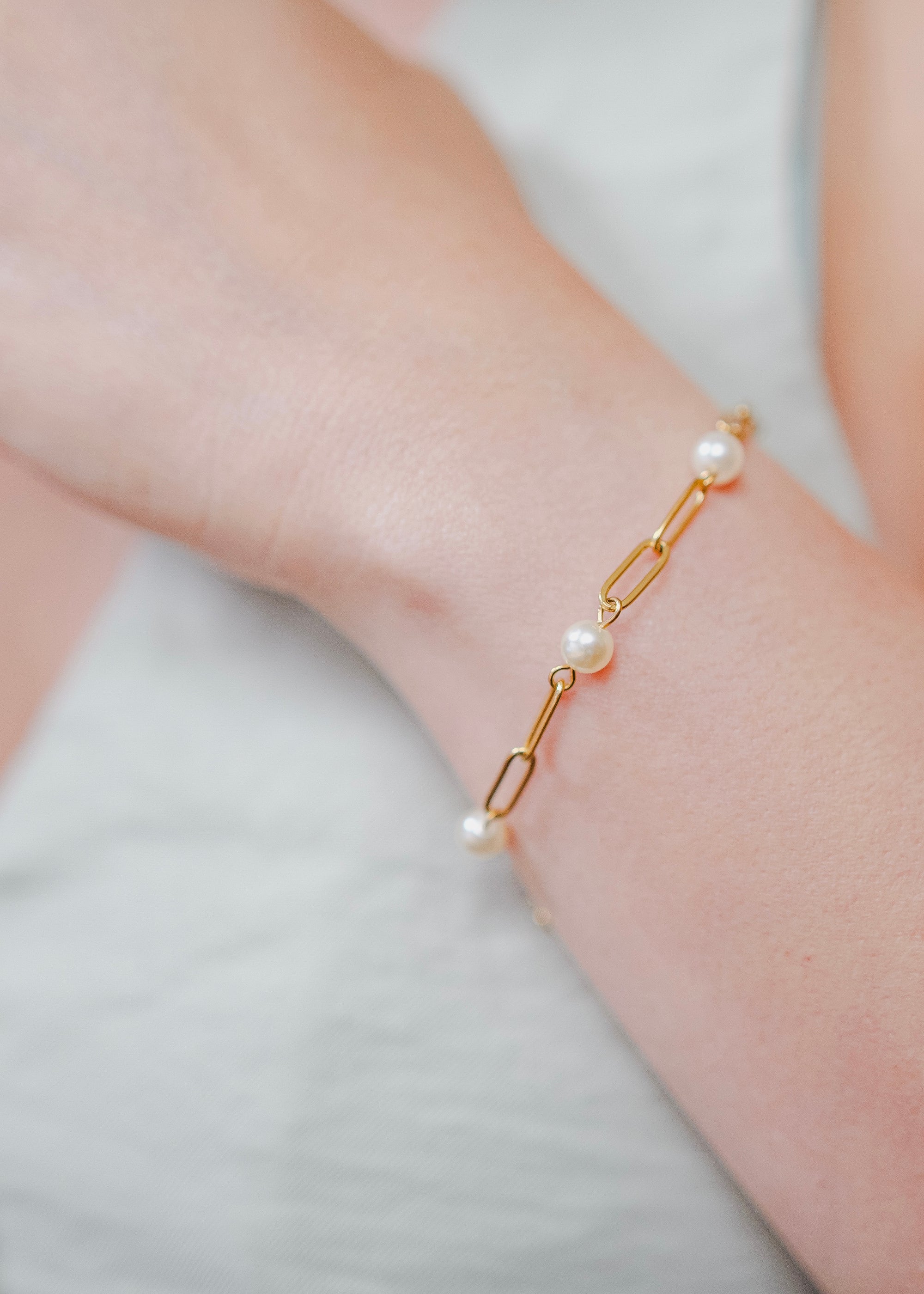 Gia Stainless Steel Pearl Paperclip Chain Bracelet