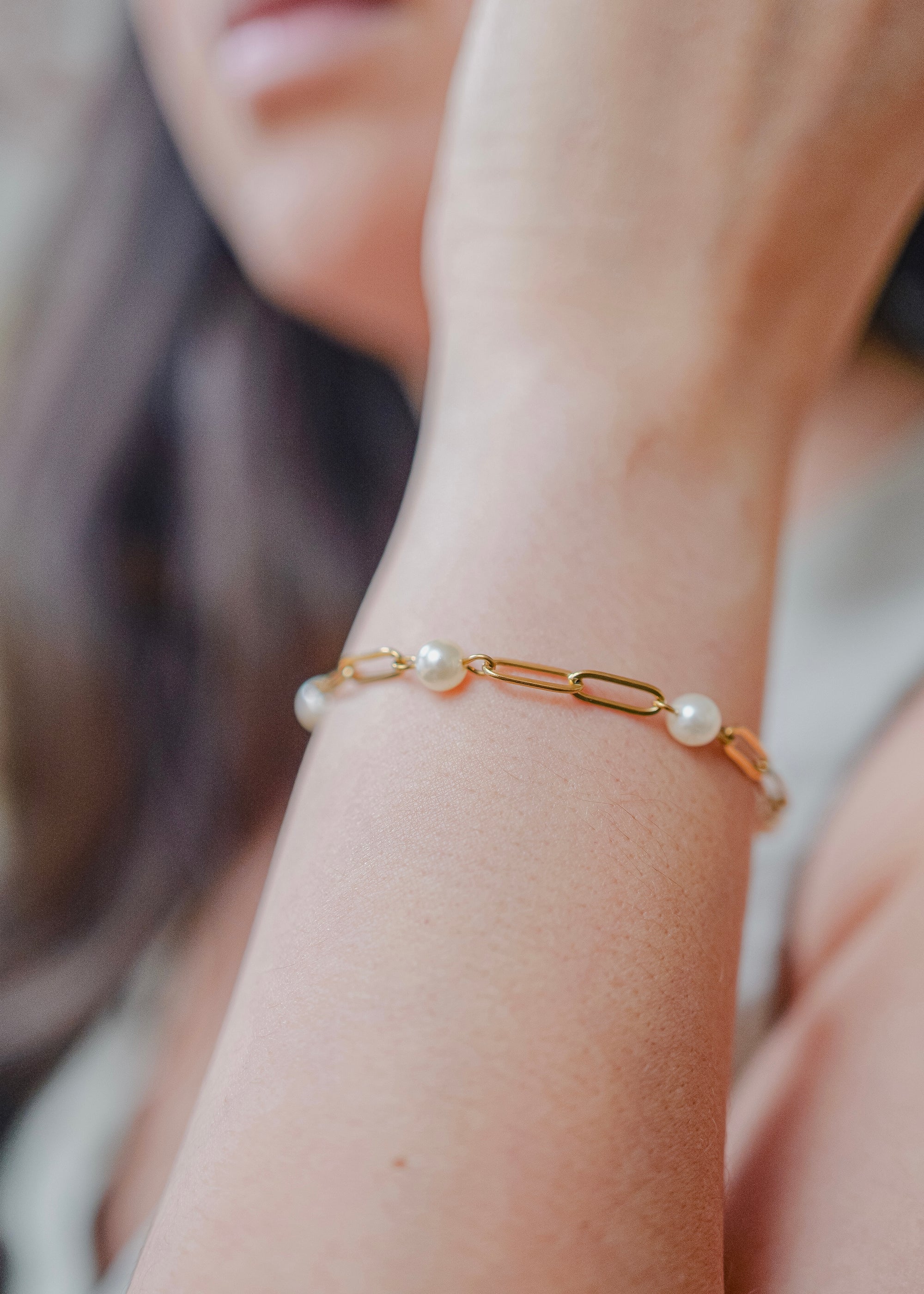 Gia Stainless Steel Pearl Paperclip Chain Bracelet