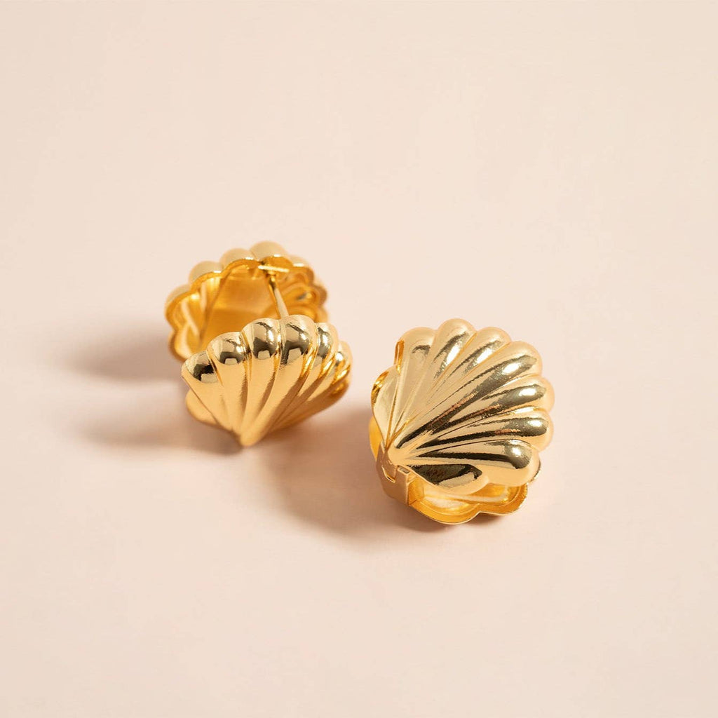 18K Gold PVD Stainless Steel Shell Huggie Earrings