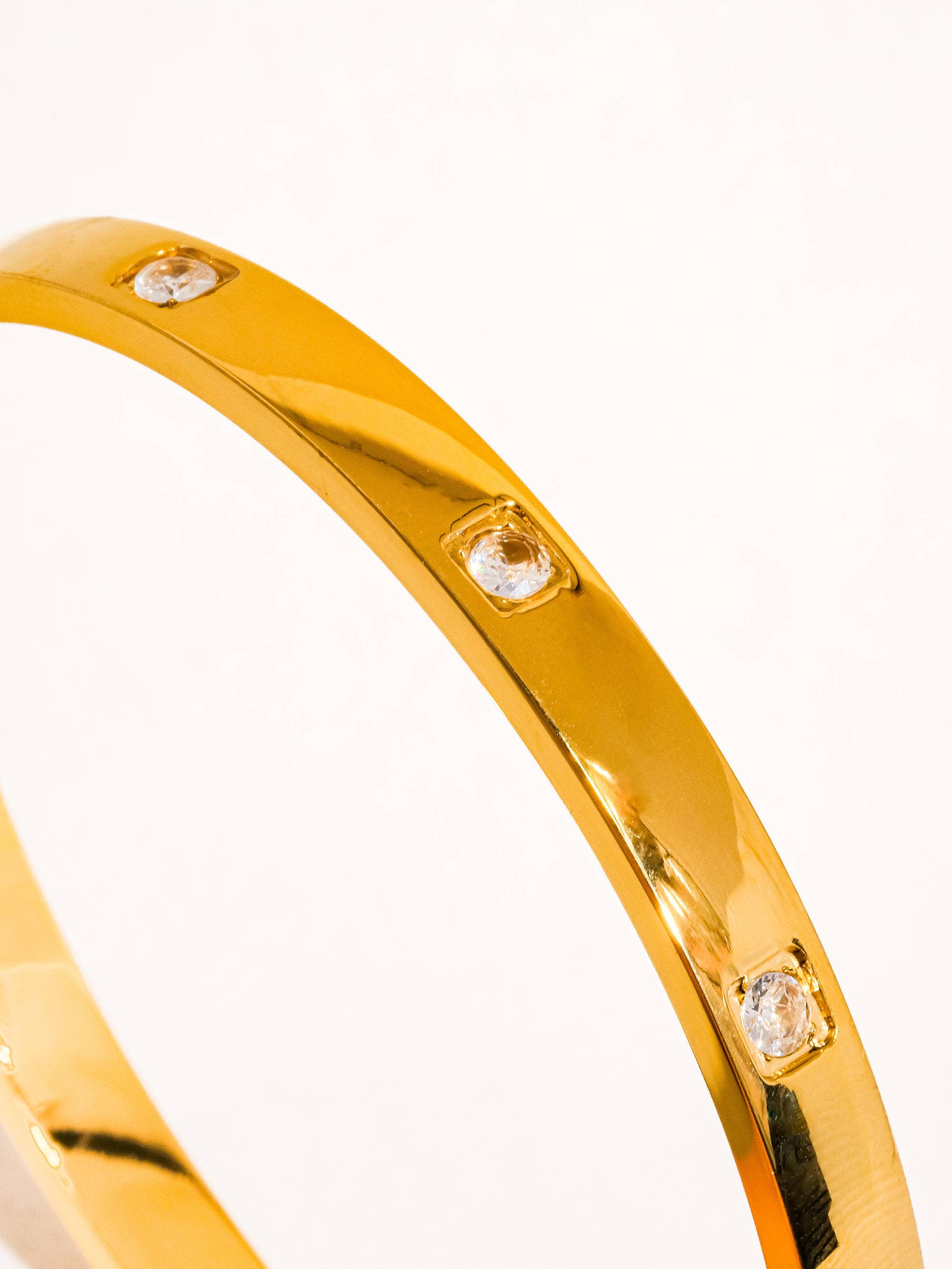 Luna 18K Gold Non-Tarnish Classic CZ Bangle
