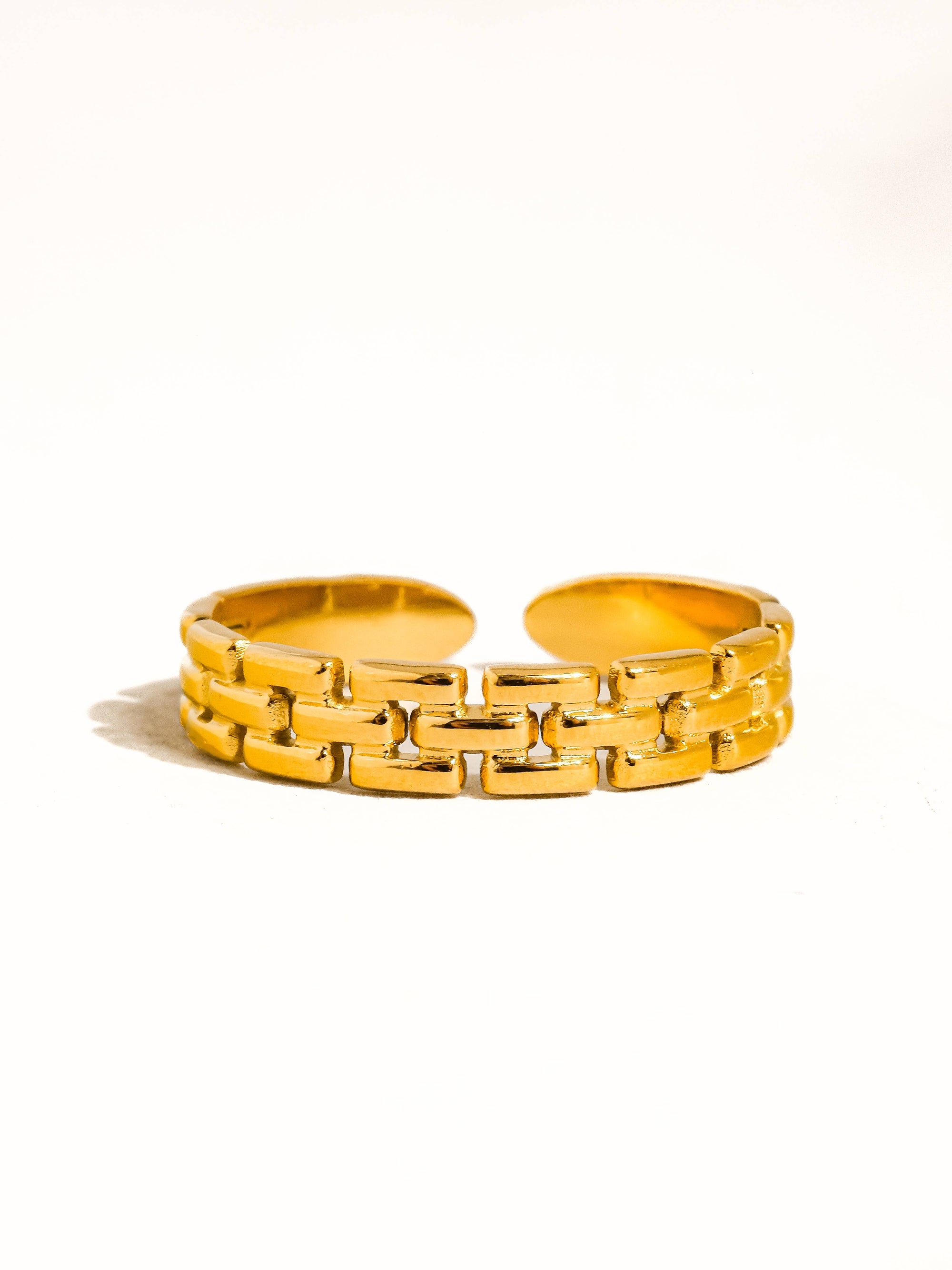 Lucia 18K Gold Non-Tarnish Thin Chain Ring