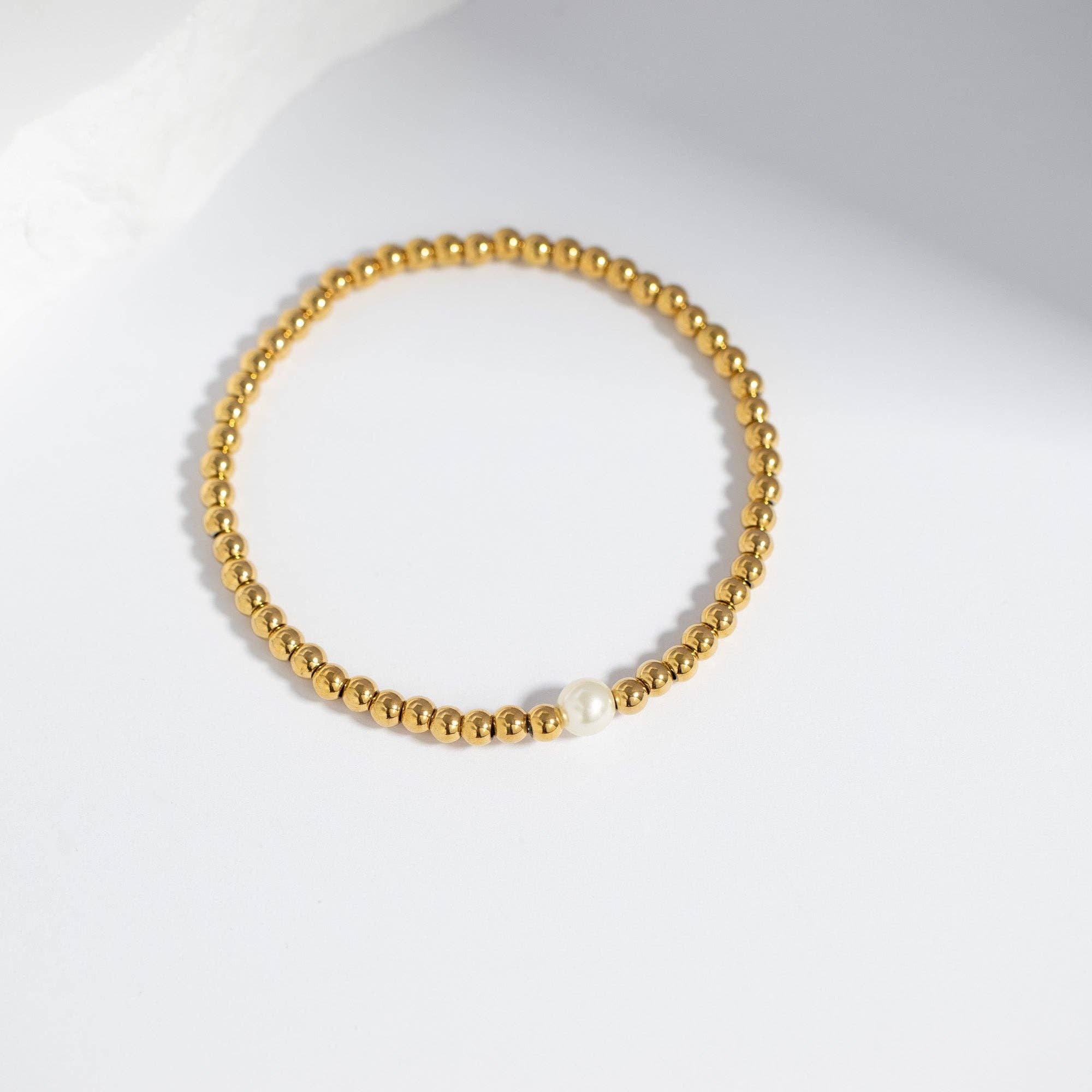 Izzy 18K Gold Stainless Steel Stretch Bracelet with Pearl