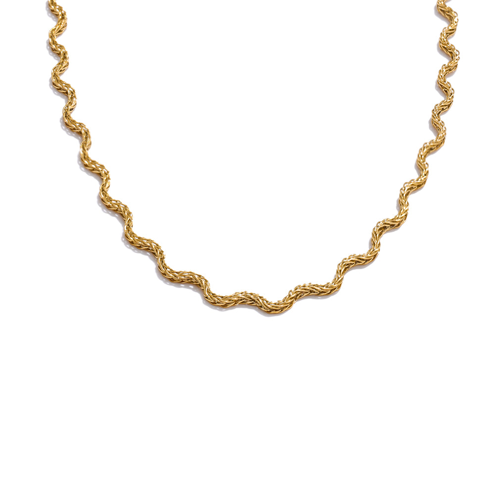 Mila Wavy Gold Necklace
