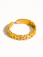 Lucia 18K Gold Non-Tarnish Thin Chain Ring