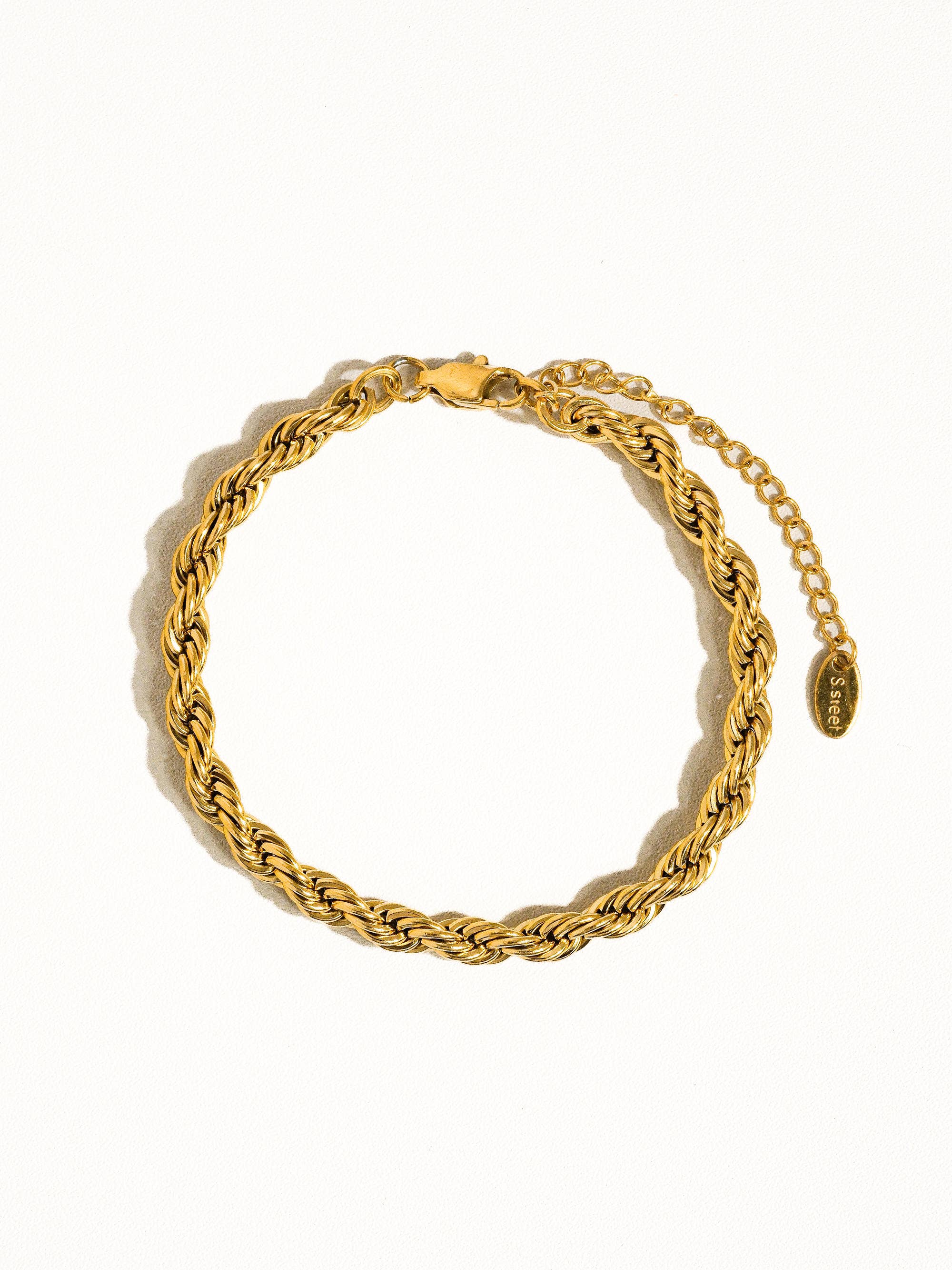 Maddie 18K Gold Non-Tarnish Braided Stackable Bracelet